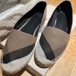 Burberry Hodgeson Canvas Flat Espadrille (Never Worn)